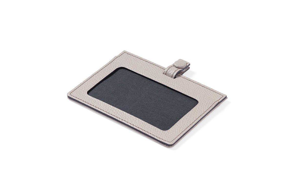 ツールズ IDケース あくいろ