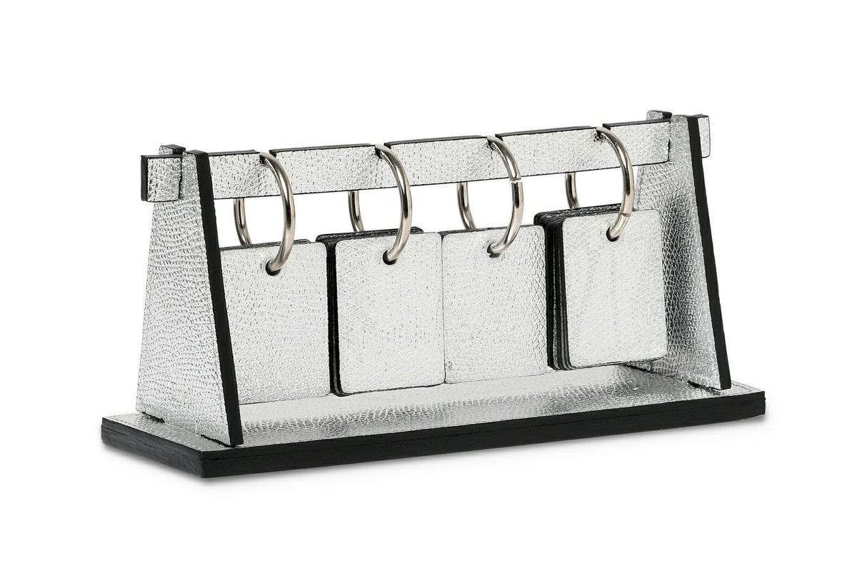 ツールズ カレンダー きら