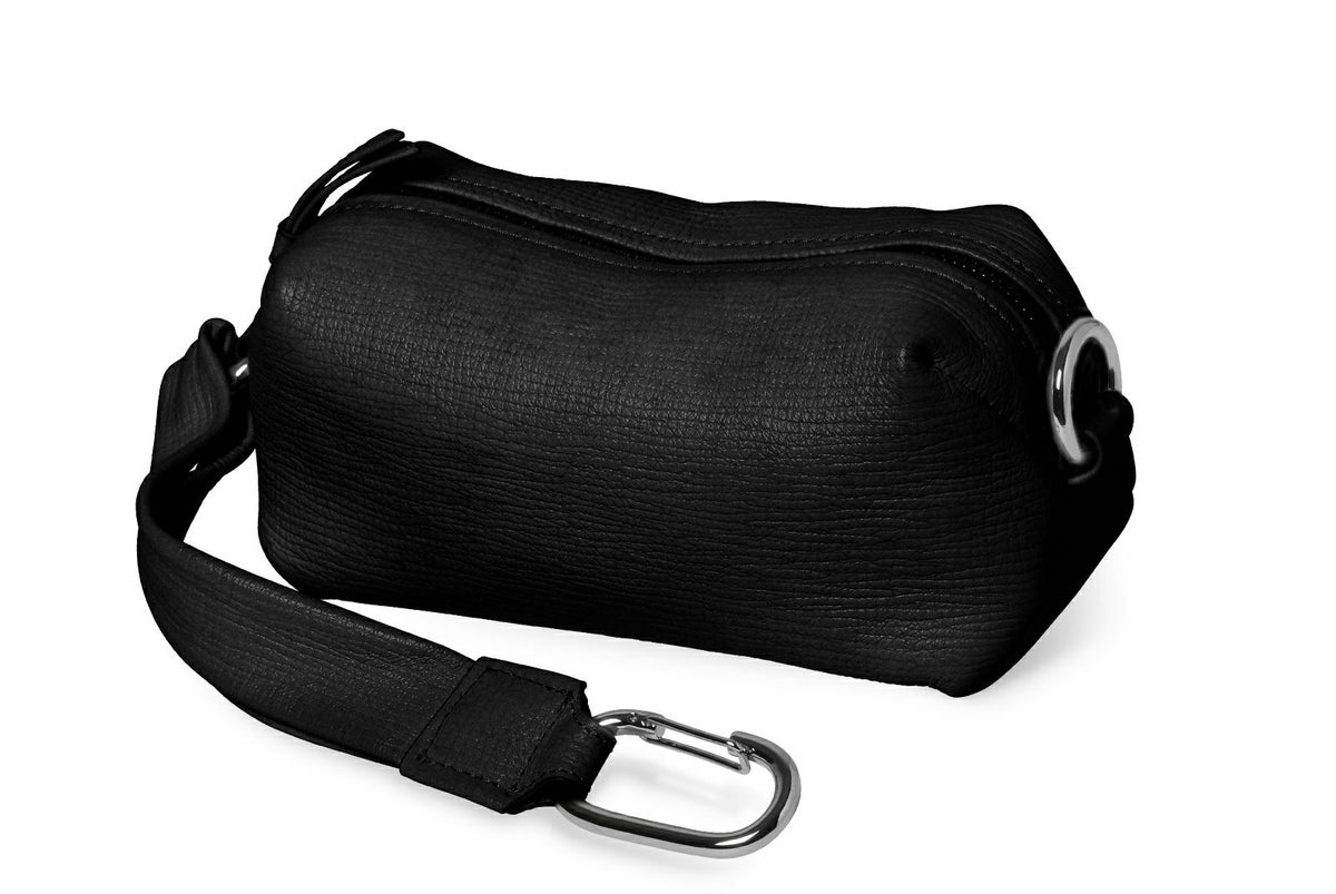 タック クラッチポーチ ブラック